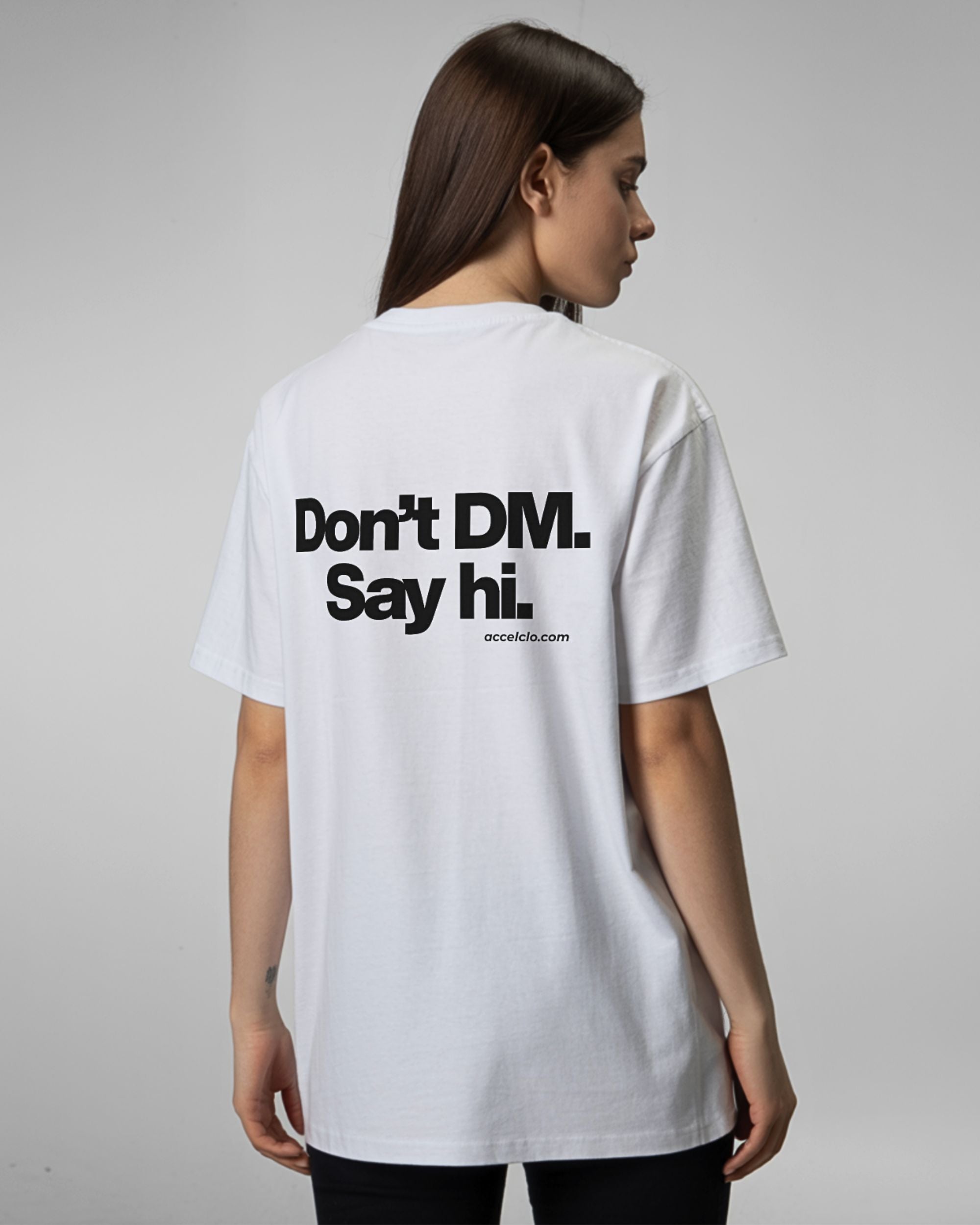 Say hi. - Oversized Shirt